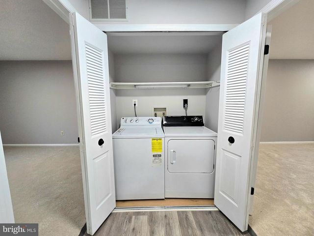 838 KINGS CROFT, Cherry Hill, NJ 08034