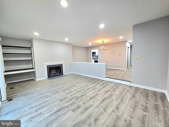 838 KINGS CROFT, Cherry Hill, NJ 08034