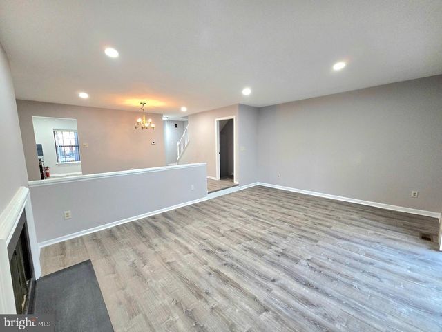 838 KINGS CROFT, Cherry Hill, NJ 08034