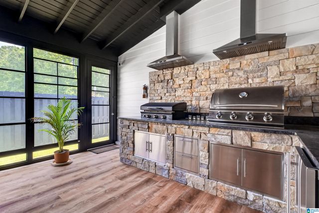 2516 MONTAUK ROAD, Hoover, AL 35226