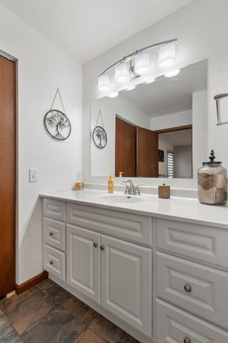 3520 Pilgrim Lane N, Plymouth, MN 55441