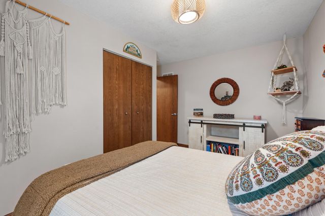 3520 Pilgrim Lane N, Plymouth, MN 55441