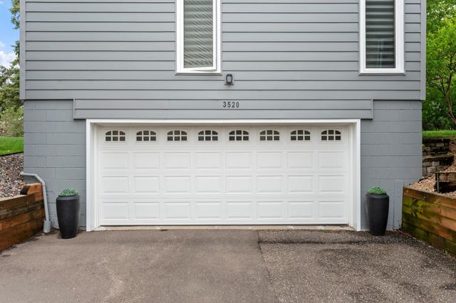 3520 Pilgrim Lane N, Plymouth, MN 55441