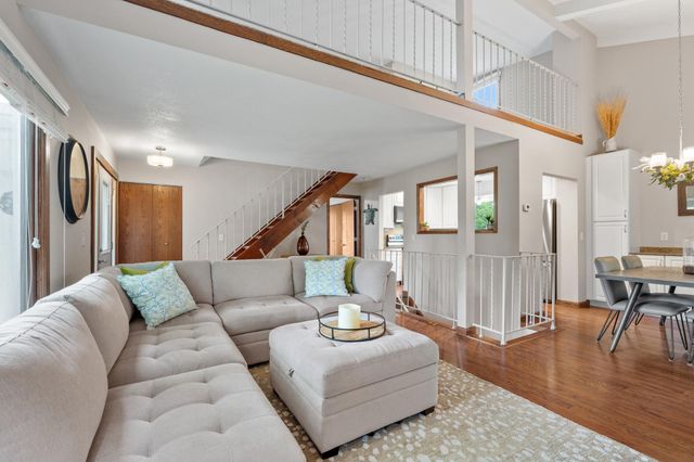3520 Pilgrim Lane N, Plymouth, MN 55441
