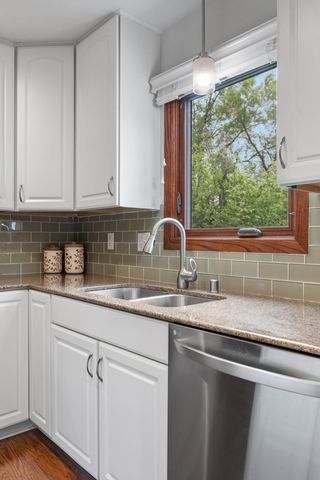 3520 Pilgrim Lane N, Plymouth, MN 55441
