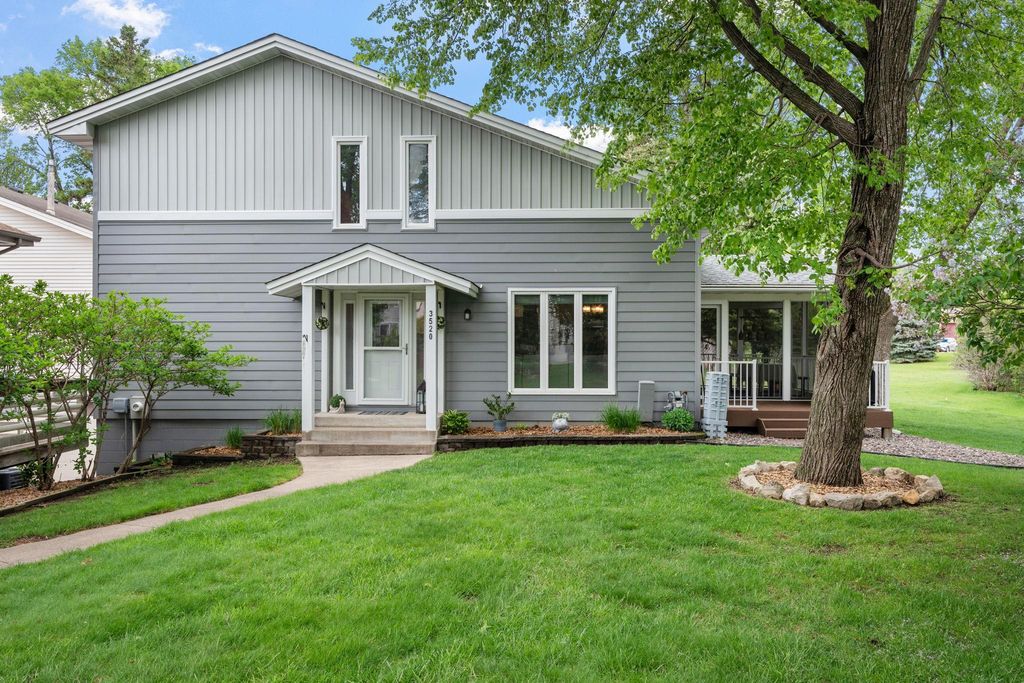 3520 Pilgrim Lane N, Plymouth, MN 55441