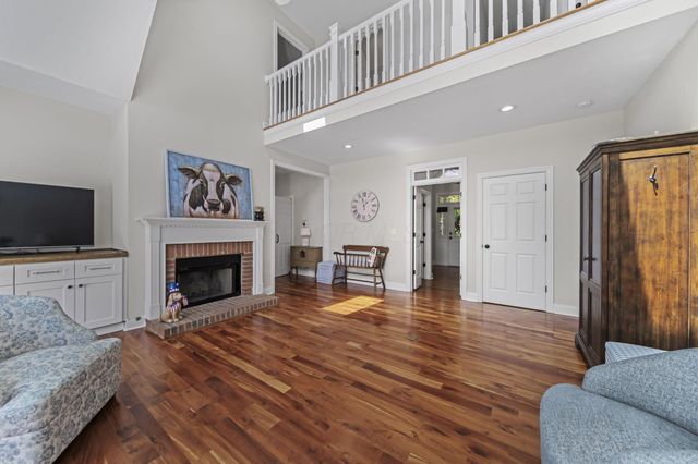 100 Autumn Rush Court, Columbus, OH 43230