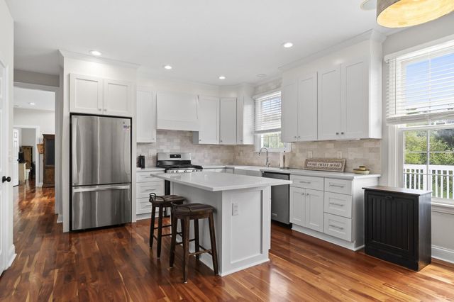 100 Autumn Rush Court, Columbus, OH 43230