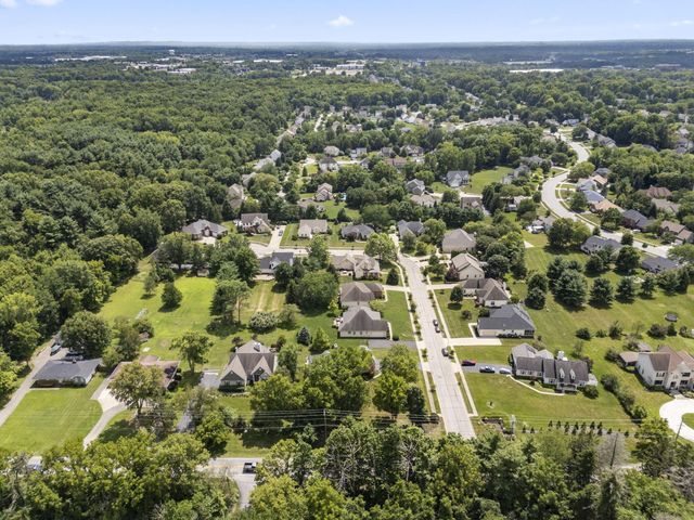 100 Autumn Rush Court, Columbus, OH 43230