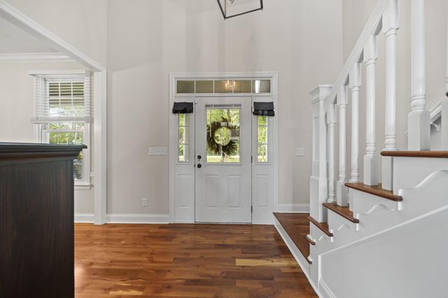 100 Autumn Rush Court, Columbus, OH 43230