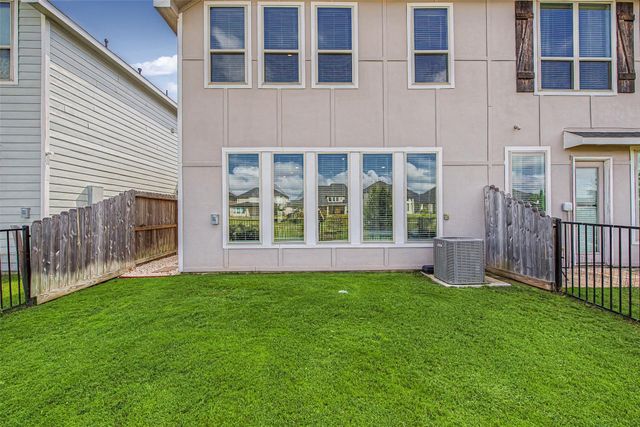 5630 Amber Brook Lane, Fulshear, TX 77441