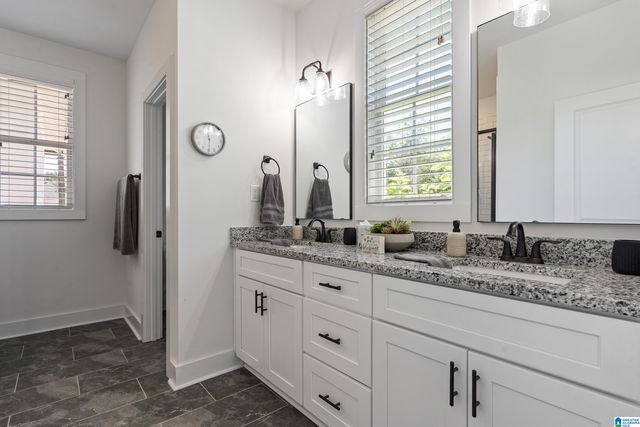 305 STONEWOOD TRAIL, Springville, AL 35146