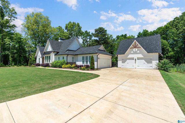 305 STONEWOOD TRAIL, Springville, AL 35146