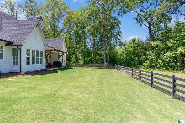 305 STONEWOOD TRAIL, Springville, AL 35146