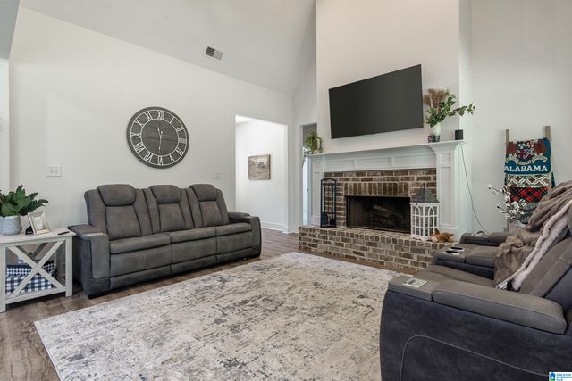 305 STONEWOOD TRAIL, Springville, AL 35146