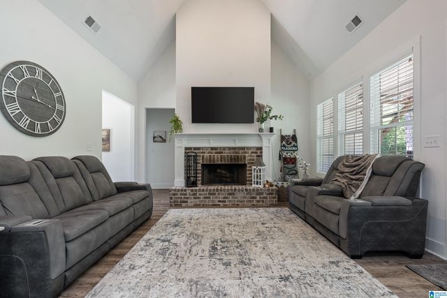 305 STONEWOOD TRAIL, Springville, AL 35146