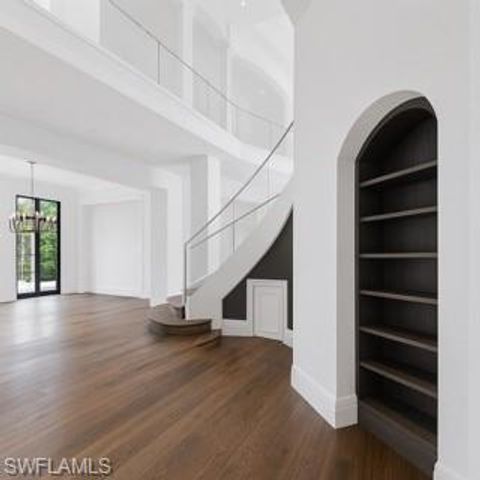 7310 Tilden LN, Naples, FL 34108