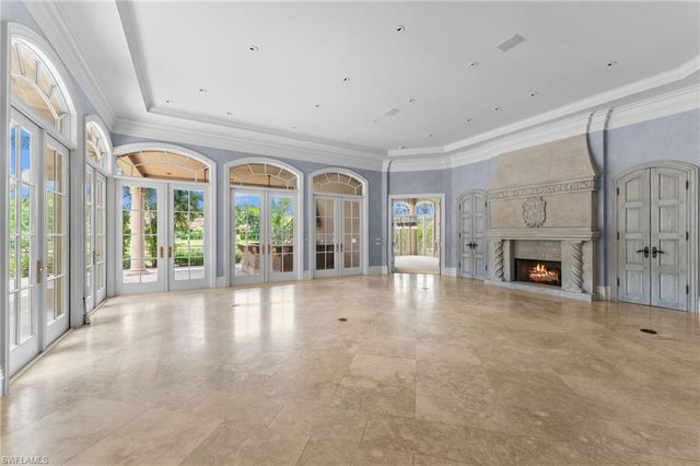 7310 Tilden LN, Naples, FL 34108