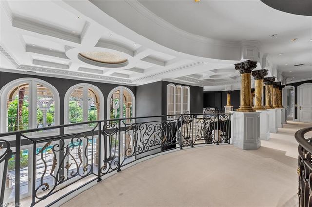 7310 Tilden LN, Naples, FL 34108