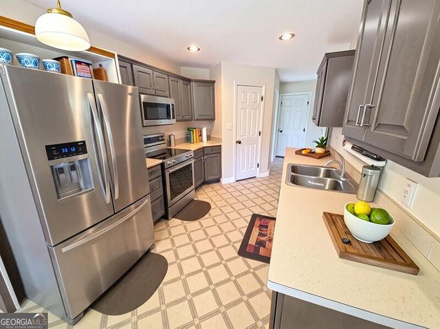 440 Wood Lane, Athens, GA 30605