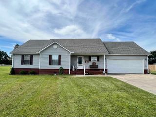 522 Vaughn Drive, Paragould, AR 72450