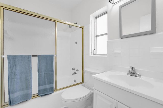 320 Inlet Way 4, Palm Beach Shores, FL 33404