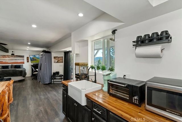 1211 Yosemite, Lake Arrowhead, CA 92352
