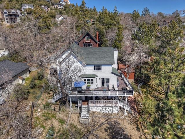 1211 Yosemite, Lake Arrowhead, CA 92352