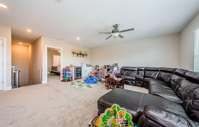 2653 LONGLEAF PINE POINT, New Port Richey, FL 34655