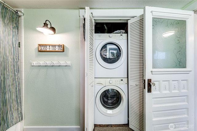 1116 E Marine View Drive, Everett, WA 98201