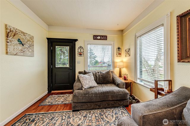 1116 E Marine View Drive, Everett, WA 98201