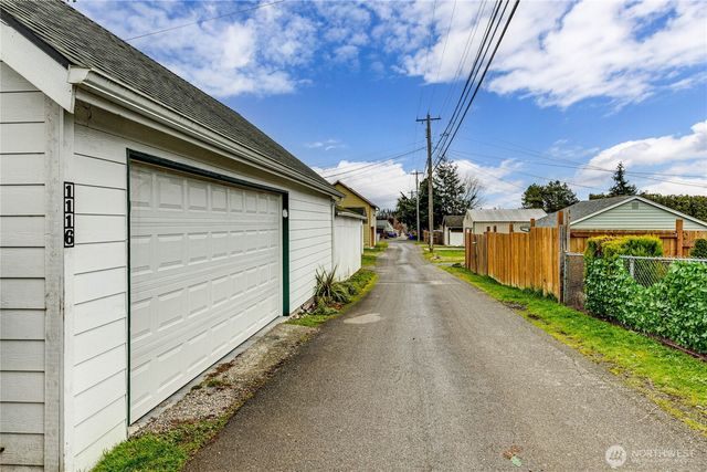 1116 E Marine View Drive, Everett, WA 98201