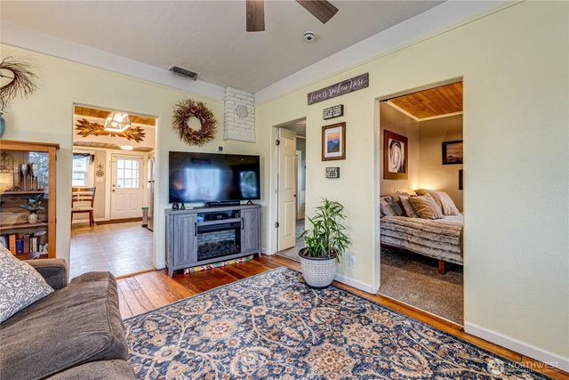 1116 E Marine View Drive, Everett, WA 98201