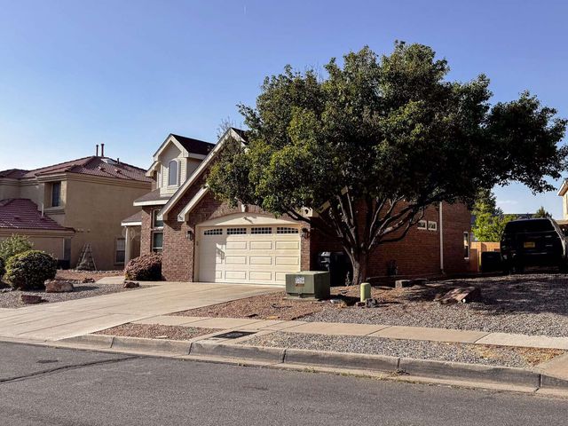 9121 Ridgefield Avenue NE, Albuquerque, NM 87109