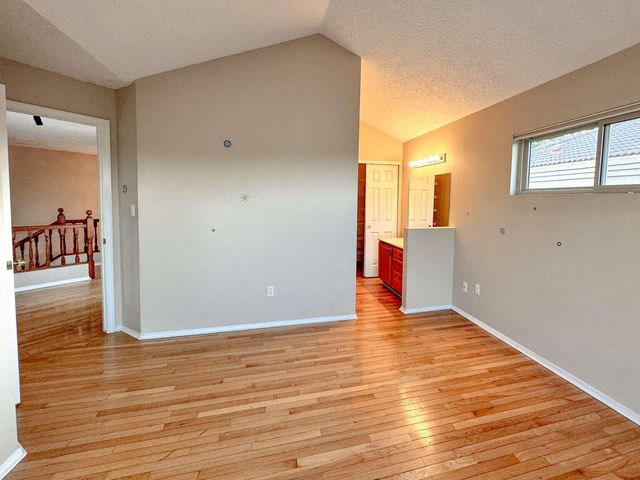 9121 Ridgefield Avenue NE, Albuquerque, NM 87109