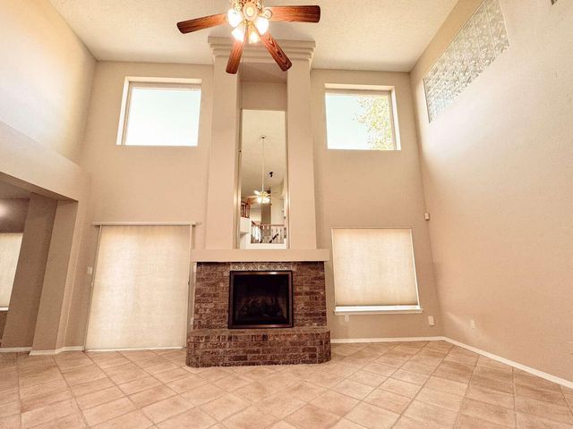 9121 Ridgefield Avenue NE, Albuquerque, NM 87109