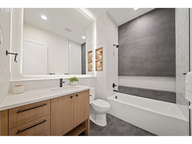 6521 Ne 123RD St, Vancouver, WA 98686