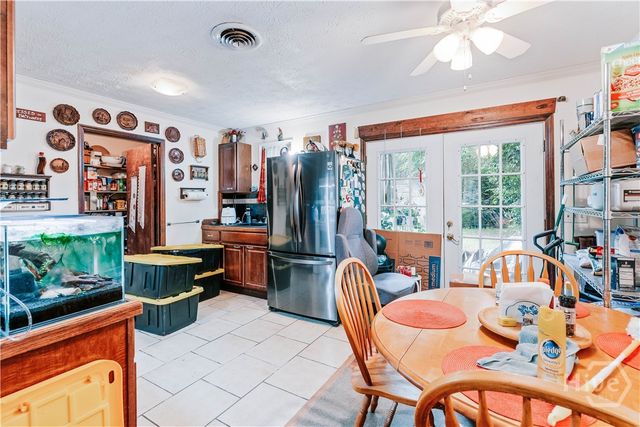 307 East Main St, Lexington, GA 30648