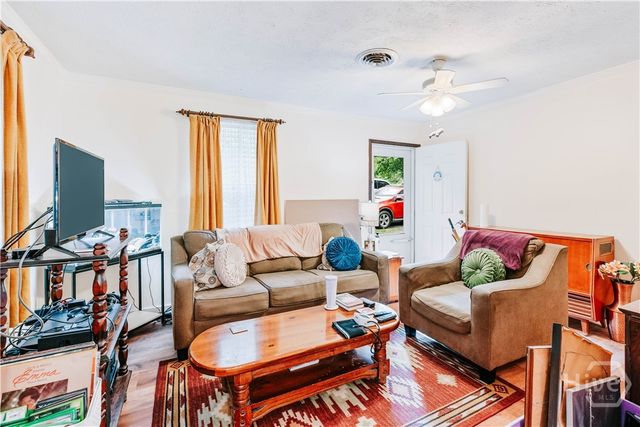 307 East Main St, Lexington, GA 30648