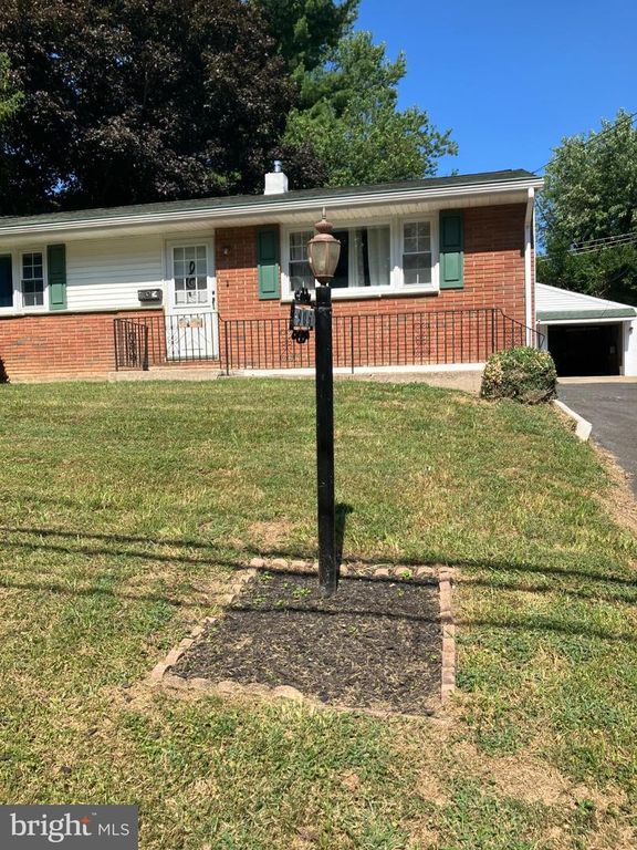 906 MAPLE AVE, Glenside, PA 19038