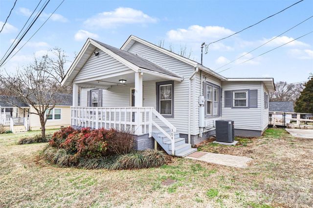 304 Adrian Street, Mount Holly, NC 28120