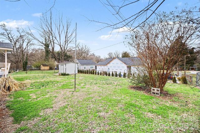 304 Adrian Street, Mount Holly, NC 28120