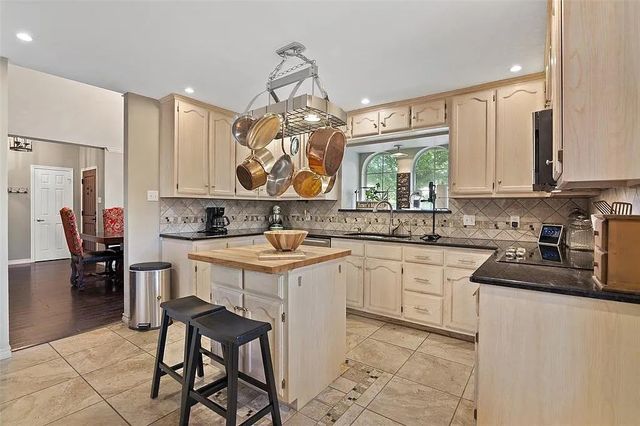 3500 W Fm 5, Aledo, TX 76008