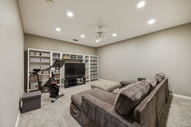 3399 Oakleaf Lane, Richardson, TX 75082