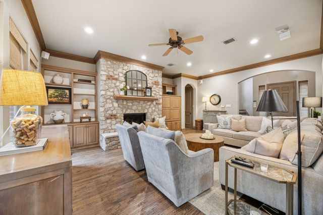 3399 Oakleaf Lane, Richardson, TX 75082