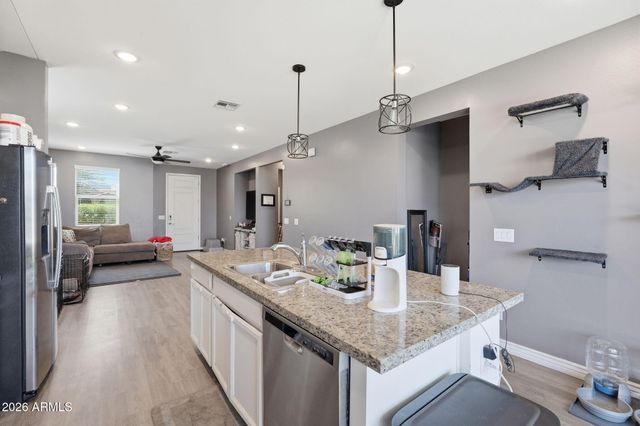 12652 W NORTHVIEW Avenue, Glendale, AZ 85307