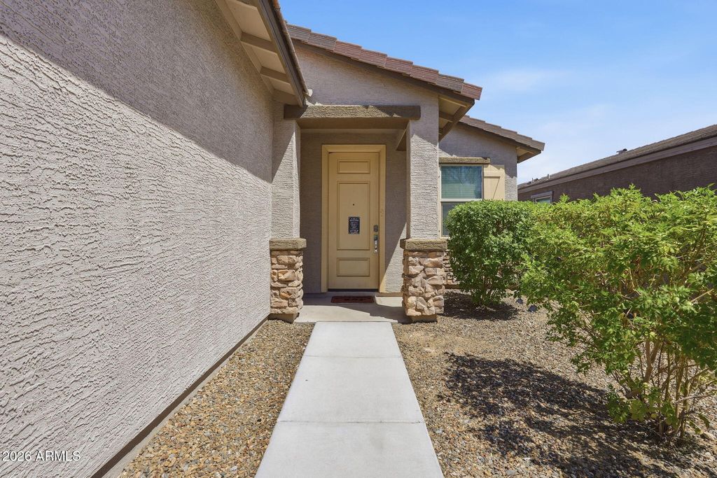 12652 W NORTHVIEW Avenue, Glendale, AZ 85307 — photo 2