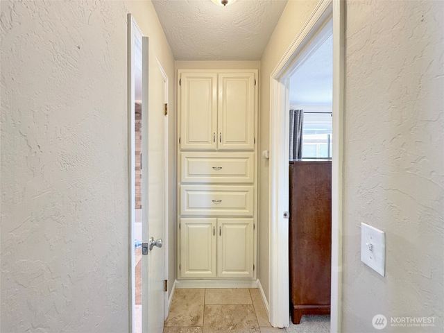 615 W 12th Street, Port Angeles, WA 98362