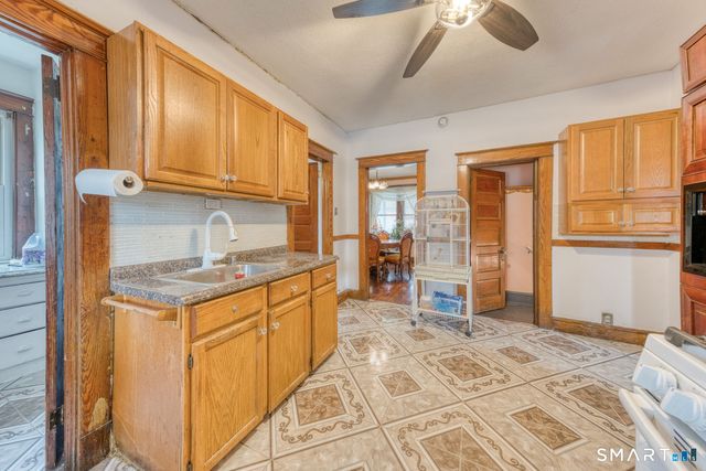 125 Newfield Avenue, Hartford, CT 06106