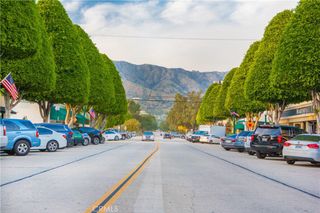 218 N Glendora Avenue, Glendora, CA 91741